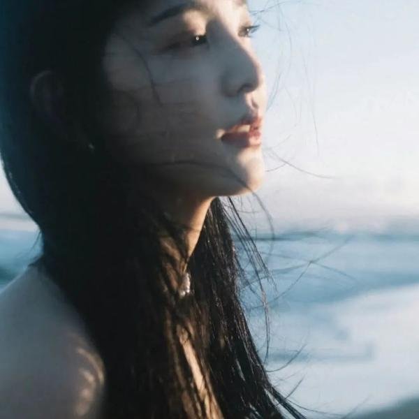 秋霜花落泪